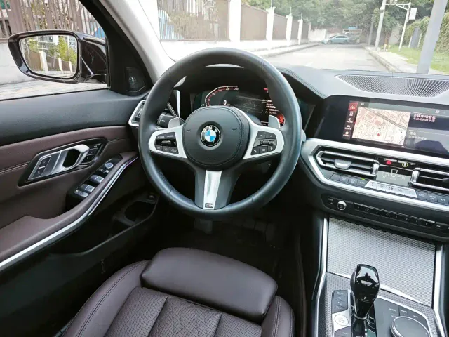 BMW 3 Series — Фото автомобиля 17
