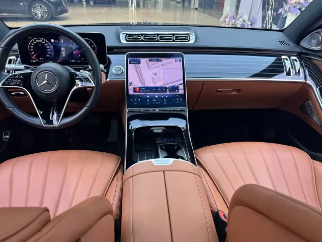 Mercedes-Benz S-Class — Фото автомобиля 17
