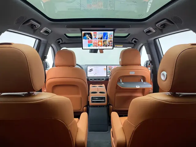 Li Auto L9 — Фото автомобиля 11