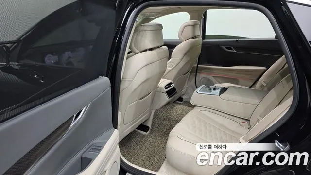 Genesis G80 Бензин 2.5 турбо AWD — Фото автомобиля 11