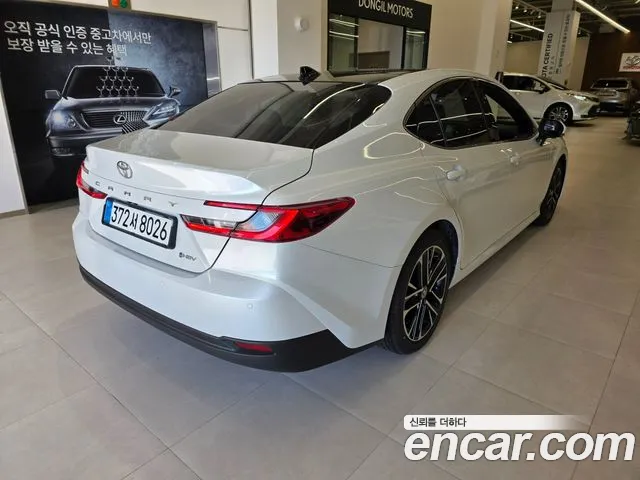 Toyota Camry XV80 — Фото автомобиля 2