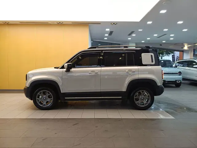 Baojun Yep Plus — Фото автомобиля 6