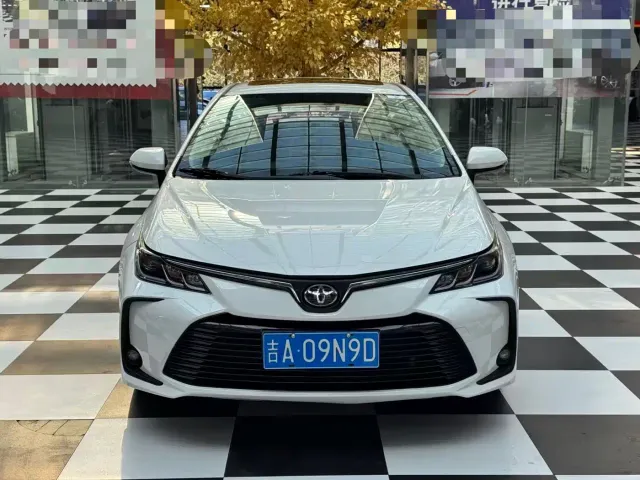 Toyota Corolla — Фото автомобиля 2