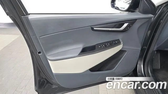 Kia EV6 — Фото автомобиля 13