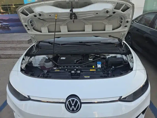 Volkswagen ID.7 Vizzion — Фото автомобиля 19