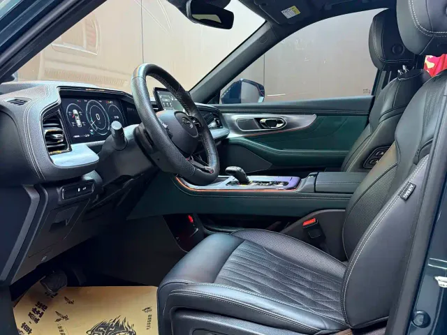 GAC Trumpchi GS8 — Фото автомобиля 4