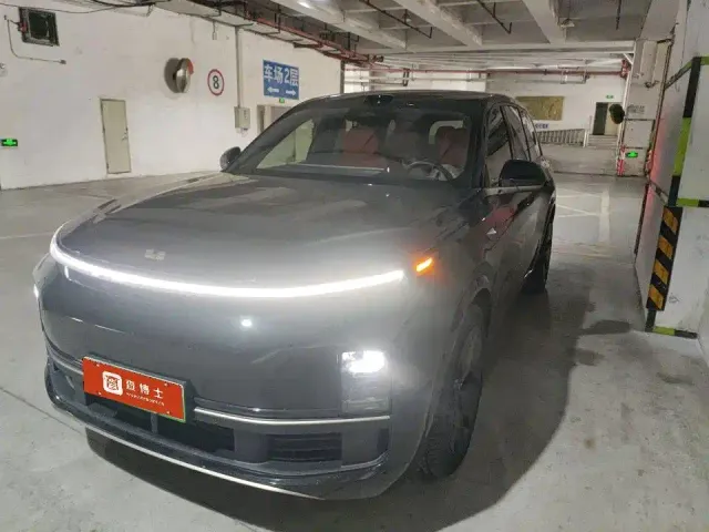 Фотография автомобиля — Li Auto L9