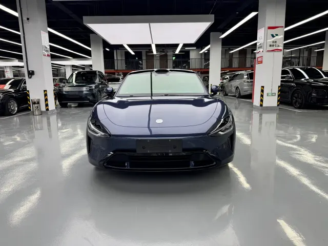Xiaomi SU7 — Фото автомобиля 2
