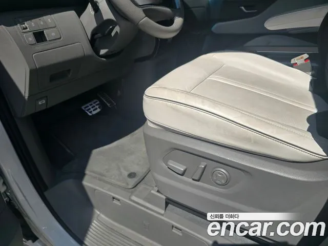 Hyundai Staria — Фото автомобиля 10