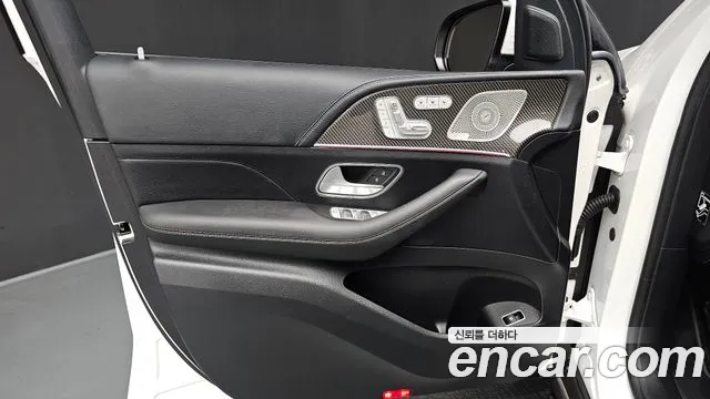 Mercedes-Benz GLE-Class — Фото автомобиля 21