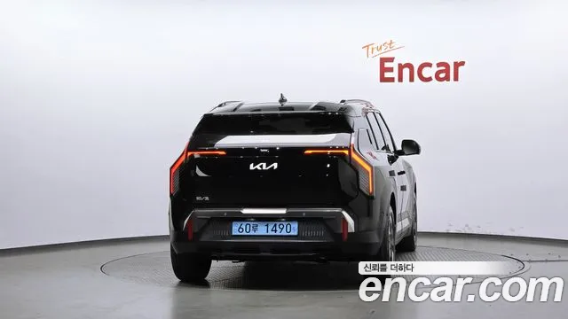 Kia EV3 — Фото автомобиля 4
