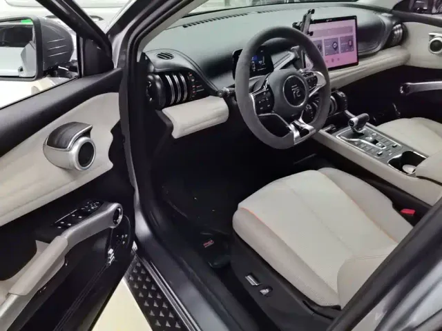 BYD Yuan PLUS — Фото автомобиля 15
