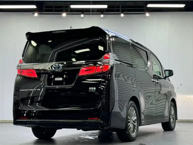 Toyota Vellfire — Фото автомобиля 14