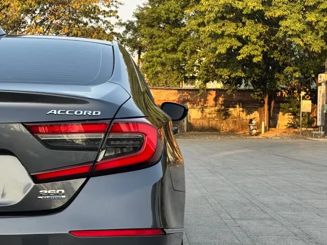 Honda Accord — Фото автомобиля 13