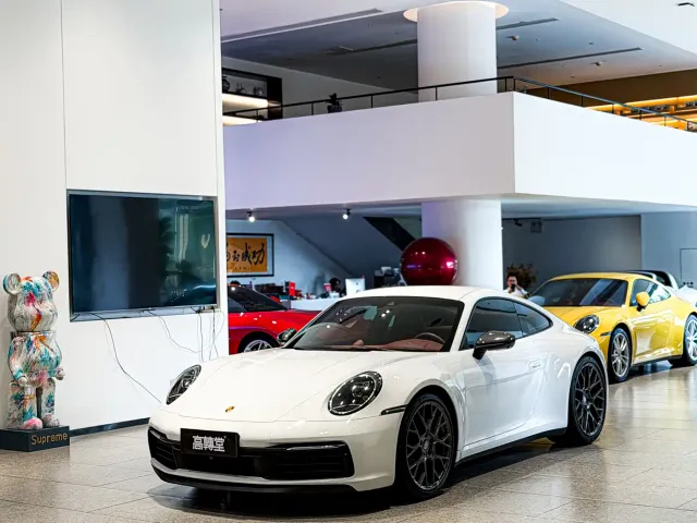 Фотография автомобиля — Porsche 911