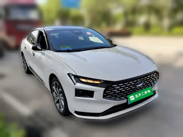 Ford Mondeo — Фото автомобиля 23