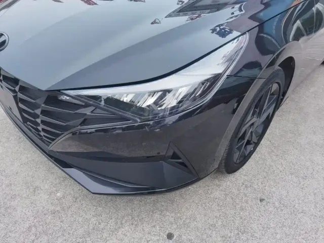 Hyundai Elantra — Фото автомобиля 23