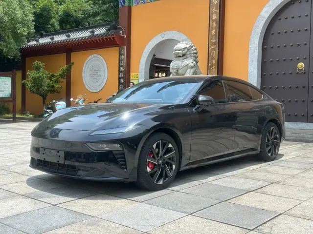 Фотография автомобиля — Dongfeng eπ 007