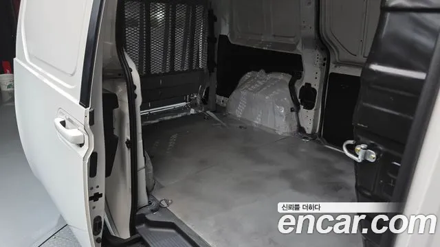 Hyundai Staria Staria Карго 3 места — Фото автомобиля 5