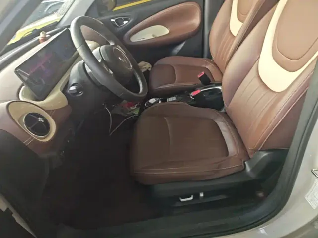 Wuling Bingo — Фото автомобиля 14