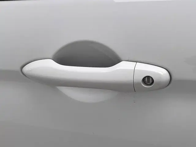 Leapmotor T03 — Фото автомобиля 18
