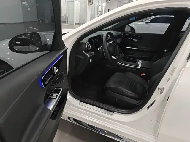 Mercedes-Benz C-Class — Фото автомобиля 20