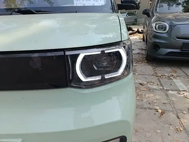 Wuling Hongguang Mini EV — Фото автомобиля 23