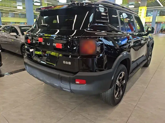 Jetour T1 — Фото автомобиля 6