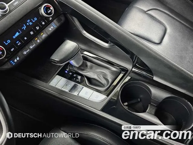 Hyundai Avante CN7 — Фото автомобиля 9