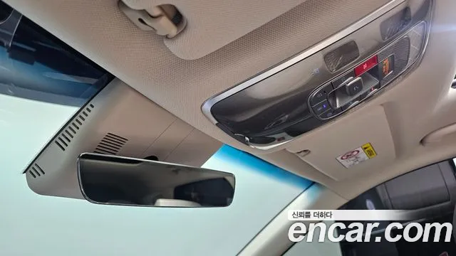 Genesis GV80 — Фото автомобиля 25