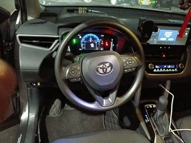 Toyota Corolla Cross — Фото автомобиля 2