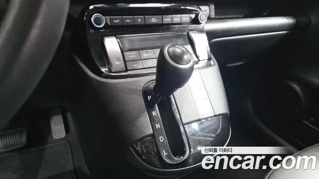 Hyundai Casper — Фото автомобиля 12