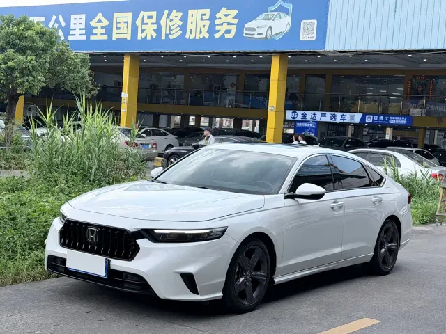 Фотография автомобиля — Honda Inspire