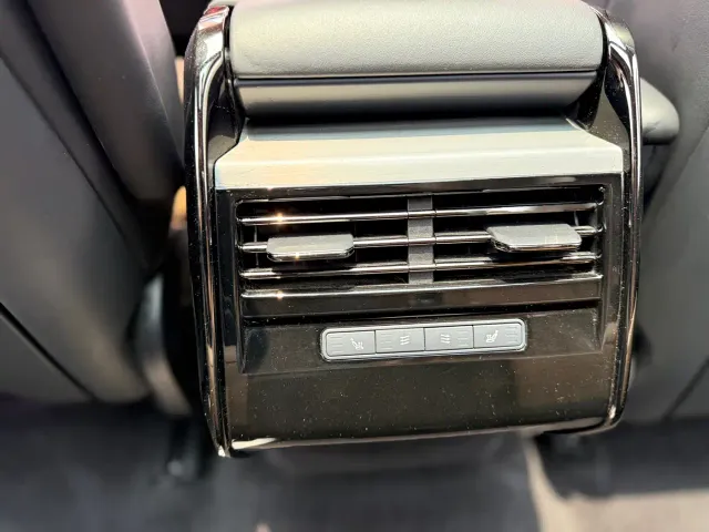 Land Rover Range Rover Sport — Фото автомобиля 14