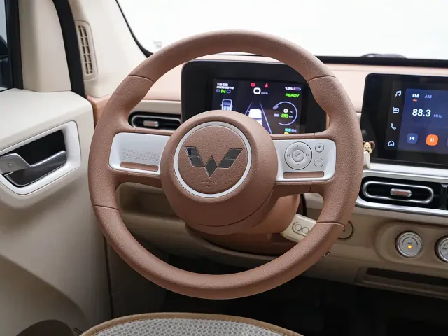 Wuling Hongguang Mini EV — Фото автомобиля 18