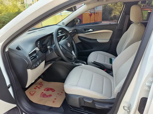 Buick Excelle 2020 15N CVT Elite — Фото автомобиля 6