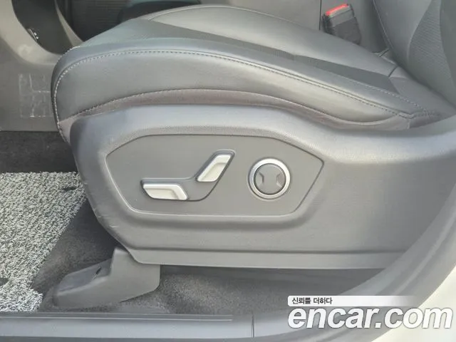 Hyundai Santa Fe MX5 — Фото автомобиля 12