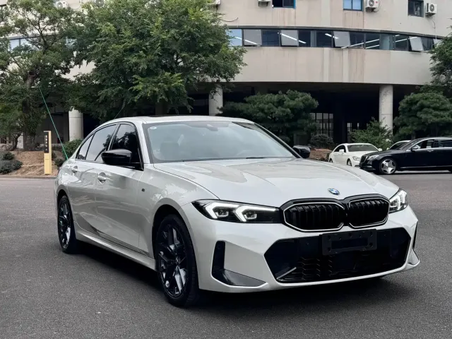 BMW 3 Series — Фото автомобиля 3