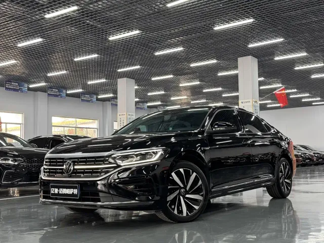 Фотография автомобиля — Volkswagen Passat