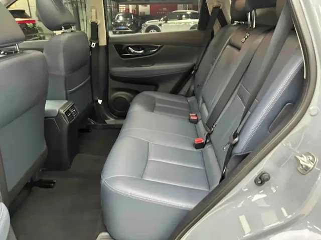 Nissan X-Trail — Фото автомобиля 20