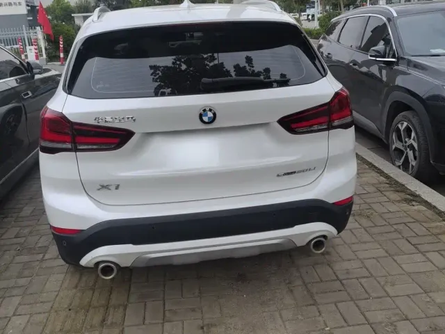 BMW X1 — Фото автомобиля 7