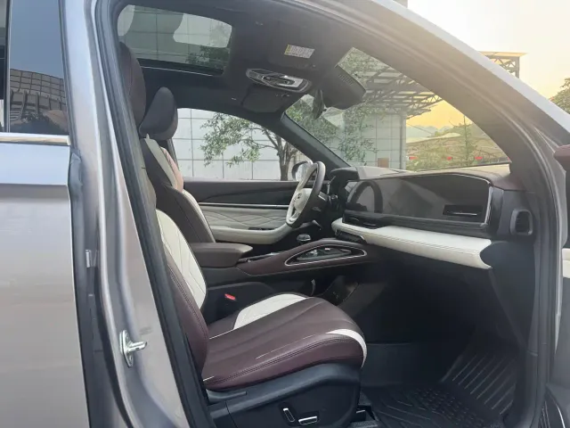 Geely Xingyue L — Фото автомобиля 8