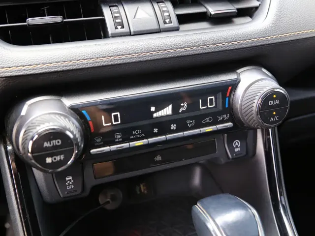 Toyota Wildlander — Фото автомобиля 9