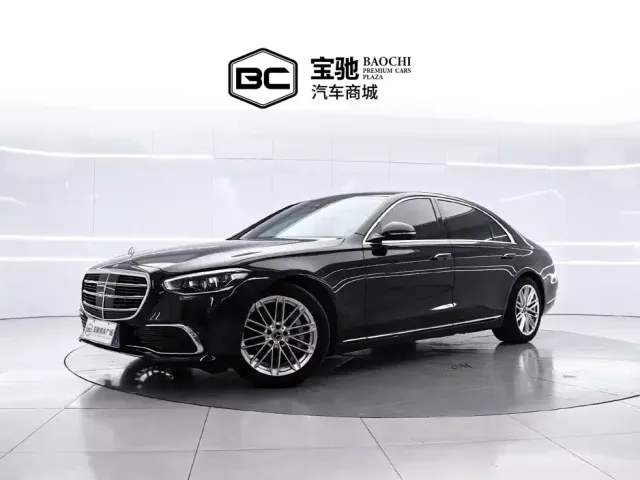 Фотография автомобиля — Mercedes-Benz S-Class