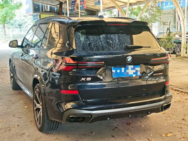 BMW X5 — Фото автомобиля 4
