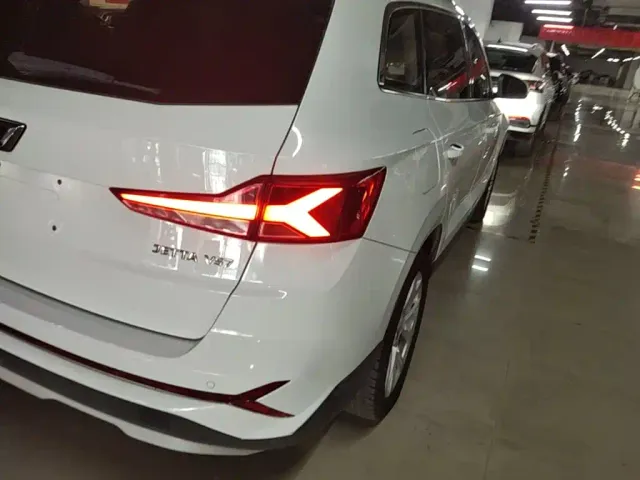 Jetta VS7 — Фото автомобиля 7