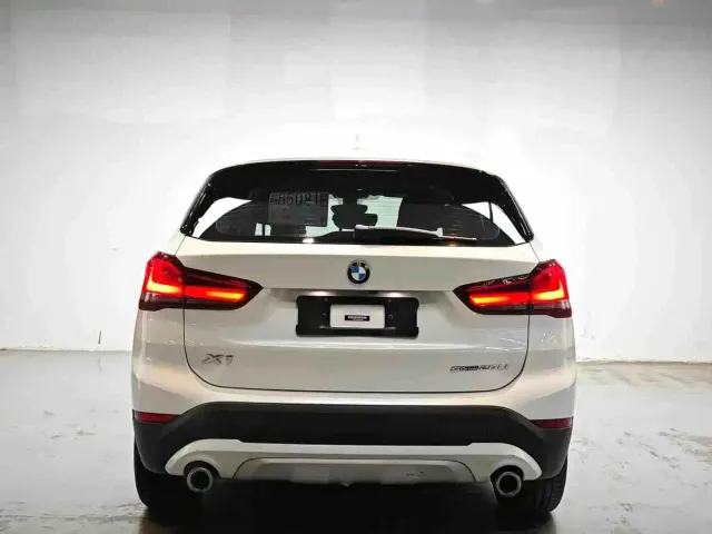 BMW X1 — Фото автомобиля 3