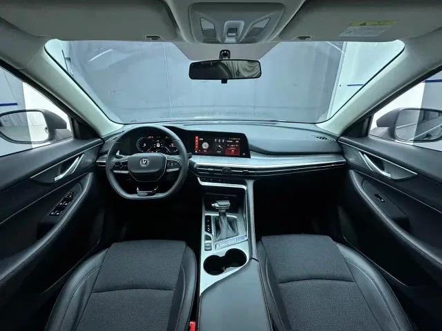 Changan CS35 Plus — Фото автомобиля 11