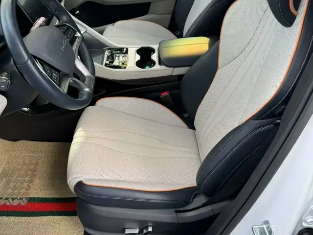 BYD Song PLUS — Фото автомобиля 5