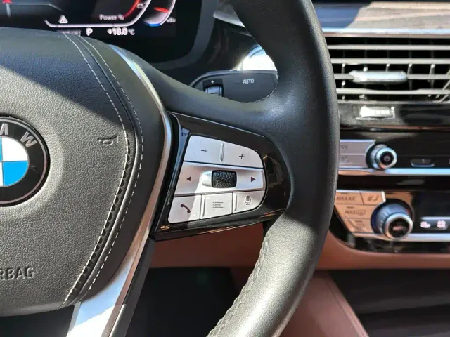 BMW 6 Series Gran Turismo — Фото автомобиля 12